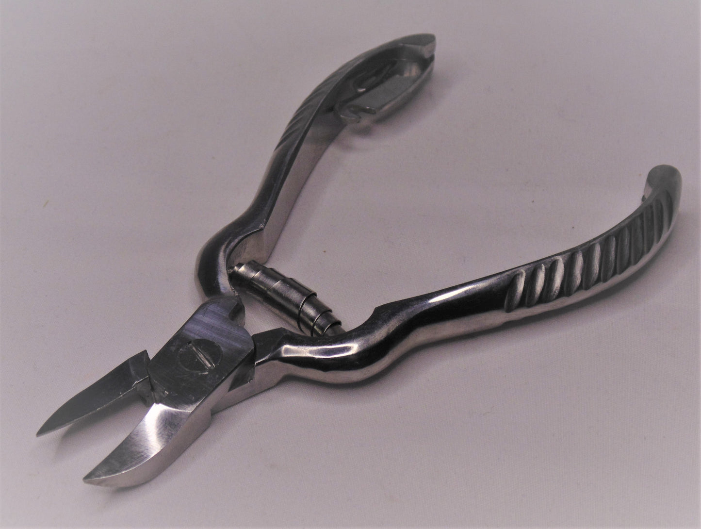 Coral Cutter 5.5"