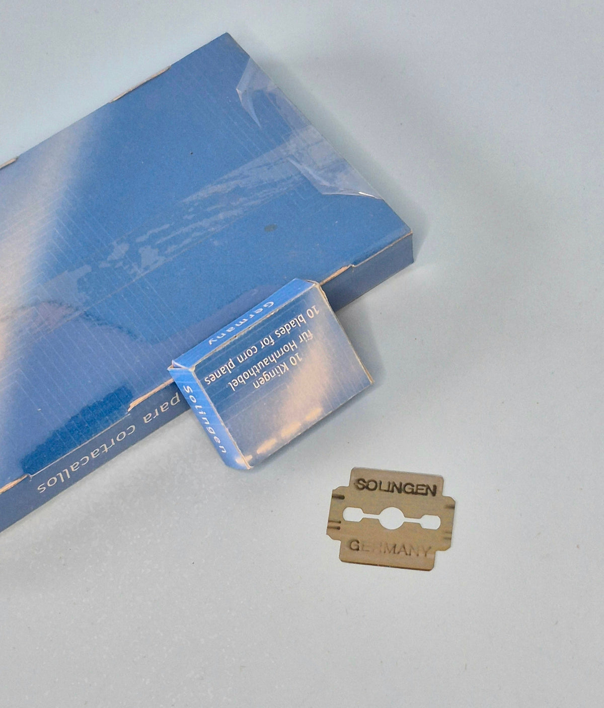 Mini blade for razors, corn cutters, etc...