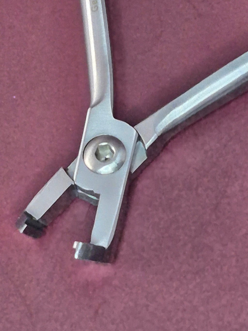 Micro Distal End Cutter with Safety Hold (T/C)