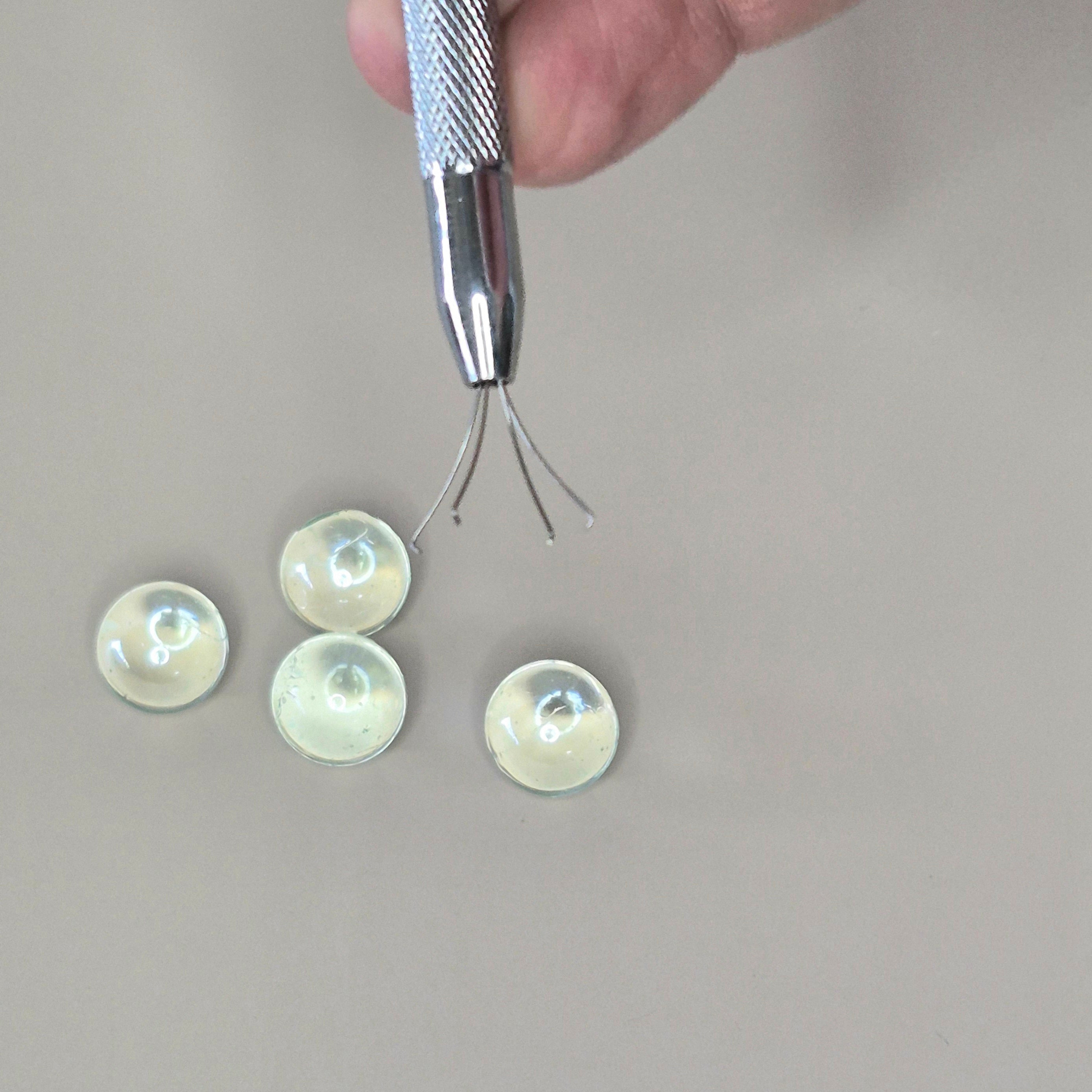 4 Prong Grabbing Tool