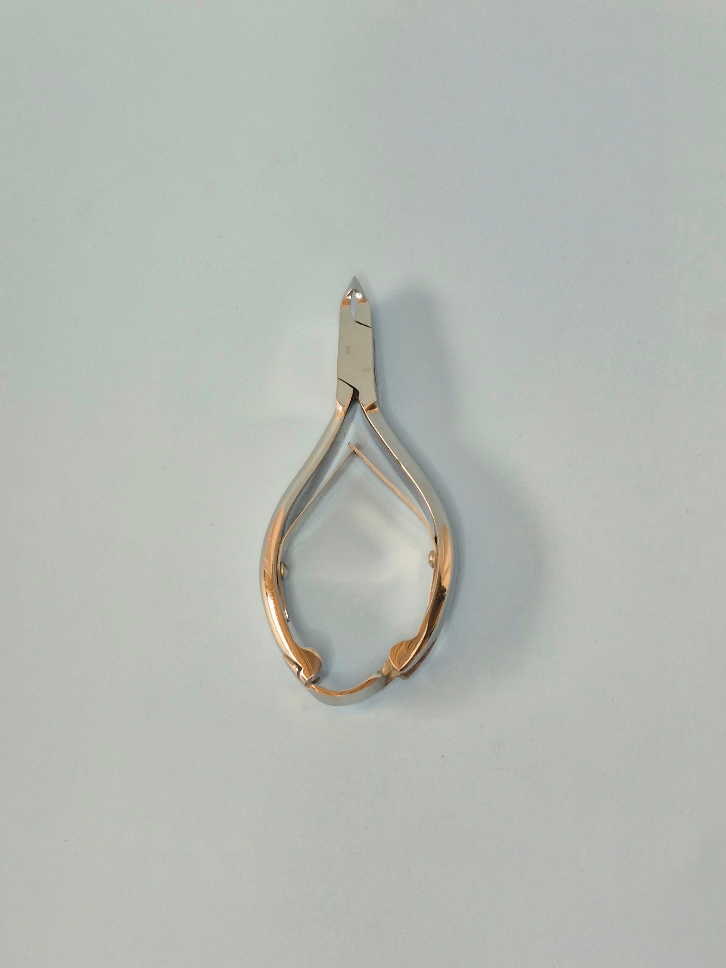 Acrylic Nippers 4" (3 options)